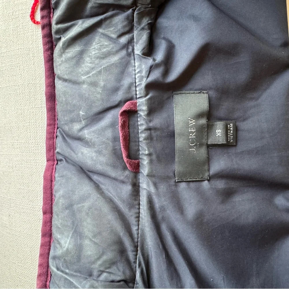 J Crew Quilted Excursion Vest with Gold Hardware and Navy Liner - Picture 4 of 6